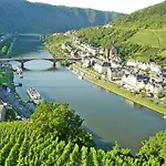 2bed Old Town Sleeps 6 - Rooftop Terrace Wifi *
