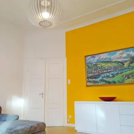 2bed Old Town Sleeps 6 - Rooftop Terrace Wifi