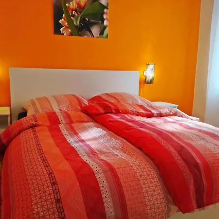 Mediterranes Wohnambiente In Bester Altstadtlage *