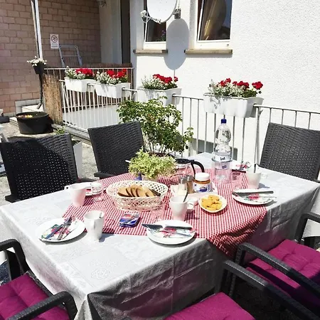 Mediterranes Wohnambiente In Bester Altstadtlage Appartamento Cochem