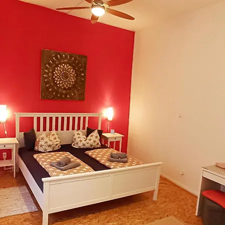 아파트 2bed Old Town Sleeps 6 - Rooftop Terrace Wifi 코헴