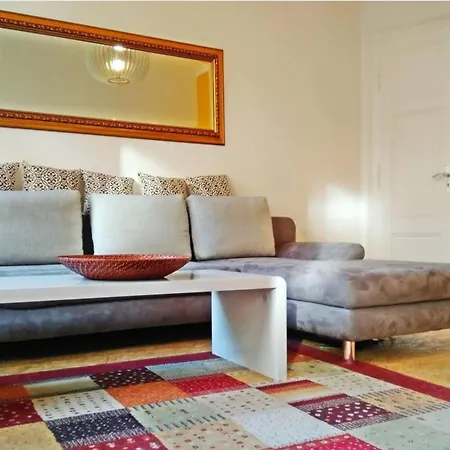 2bed Old Town Sleeps 6 - Rooftop Terrace Wifi *