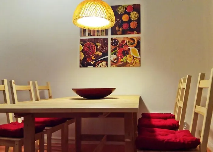 2bed Old Town Sleeps 6 - Rooftop Terrace Wifi *